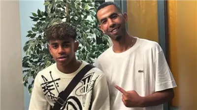 تطورات الحالة الصحية لـ والد لامين يامال بعد طعنه في برشلونة 