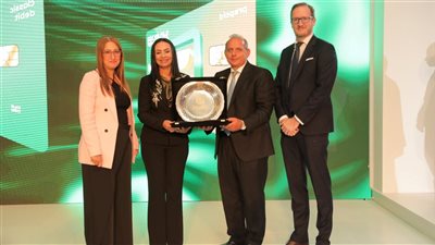 لدعم ضعاف البصر.. البنك الأهلي يطلق بطاقة بخاصية تلامسية Touch Card