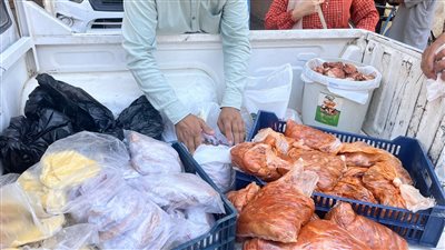 لحوم ودواجن فاسدة.. حملات للطب البيطري على أسواق الأقصر| صور