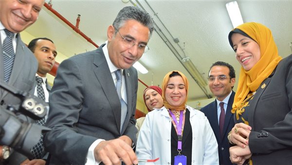 وزير التموين