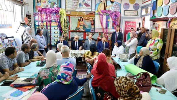 جانب من جولة وزير