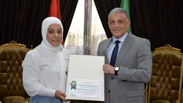 جانب من التكريم 