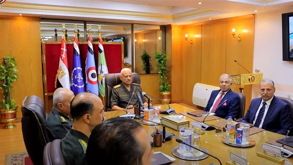 وزير الدفاع 