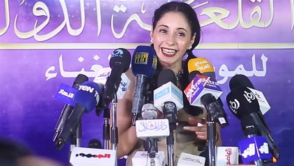 نسمة عبد العزيز