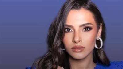 مبتكلمش كتير.. كارمن سليمان تكشف طقوسها الخاصة قبل صعودها على المسرح