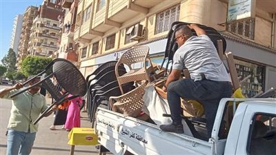 رفع 150 حالة تعدٍّ وإشغال للمقاهي والكافيهات والمحال بكورنيش النيل بدسوق في كفر الشيخ 
