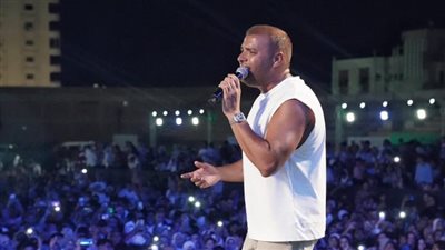 بحضور 20 ألفا.. رامي صبري يحيي حفلًا كامل العدد في طنطا | صور
