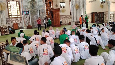 شاهد على تاريخ نضال المدينة.. جولة لأطفال المحافظات الحدودية بالمسجد التوفيقي في بورسعيد