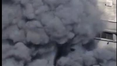 حريق ضخم وسط تل أبيب.. والسلطات تدفع بـ 8 فرق إطفاء للسيطرة│ فيديو