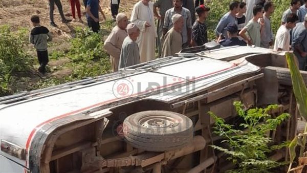 انقلاب ميكروباص بالمنوفية