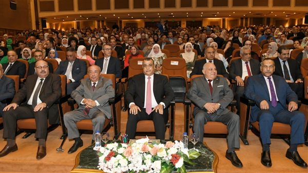 وزير الانتاج الحربي