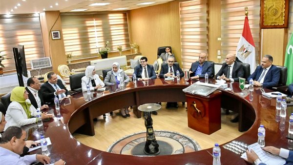اجتماع وزير التعليم