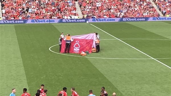 لاعب نوتنجهام يتعرض