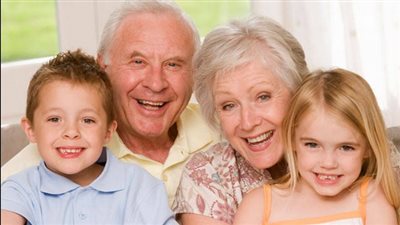 تعرف على مخاطر الأبوة المتأخرة على صحة المولود