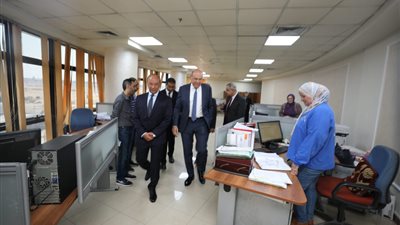 وزير الطيران يوجه برفع كفاءة مركز عمليات سلطة الطيران المدني لأحدث النظم العالمية لمواجهة الأزمات الطارئة