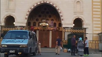 تشييع جثمان أصغر أحفاد الشيخ محمد رفعت من مسجد السيدة نفيسة| بث مباشر 