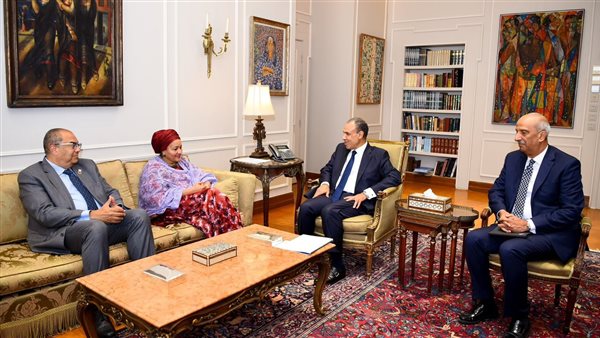 خلال اللقاء