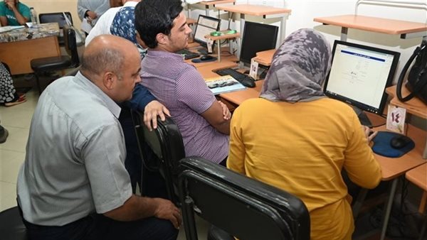 الكليات المتاحة المرحلة