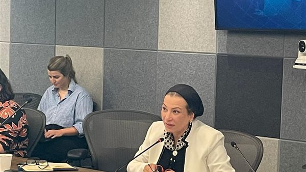 وزيرة البيئة 