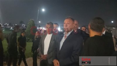 الخطيب ومرتضى منصور وأبو هشيمة أبرز الحضور في عزاء نجل محمود طاهر | بث مباشر 