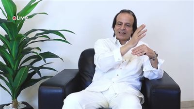 عبده الوزير: محمد رياض اتعالج يومين في البيت بعد صفعي له في أبناء ولكن