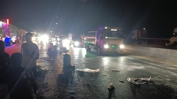 سقوط حمولة سيارة