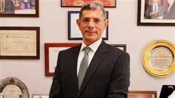 الدكتور شريف صدقي