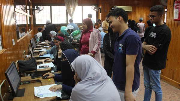 إقبال الطلاب علي