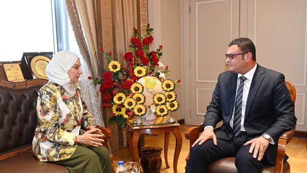 لقاء وزير الإسكان