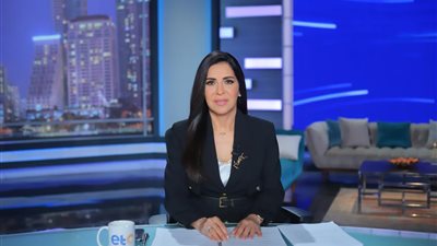 كبير الأثريين عن فيديو تلوين سائحة للآثار: دعابة وبلاش نكبر الموضوع 