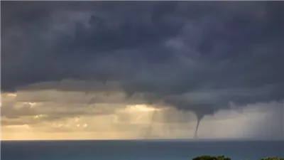 خبراء يربطون بين ظاهرة نادرة وغرق يخت مايك لينش قبالة صقلية