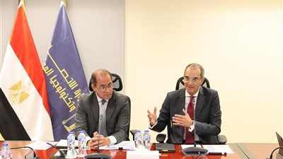 وزير المالية: منفتحون على دراسة أي مقترحات للـ فري لانسرز لتبسيط المعاملات الضريبية