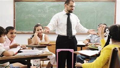 للعاملين بالحصة والمعينين.. الحكومة ترفع قيمة الحصة للمعلمين لـ50 جنيها | بث مباشر