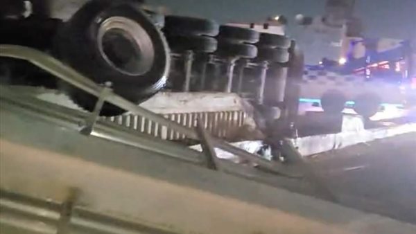 حادث انقلاب سيارة