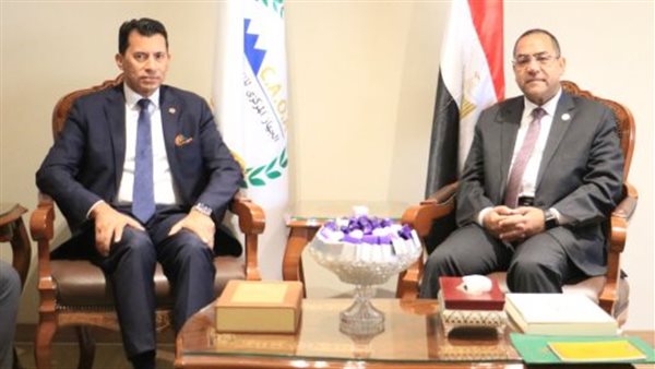 وزير الرياضة وصالح