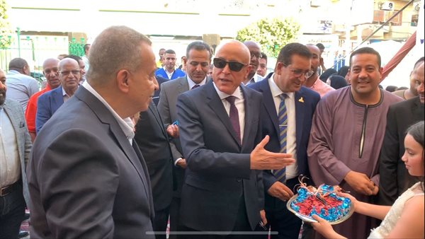 محافظ الأقصر يفتتح