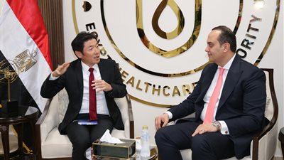 رئيس الرعاية الصحية يبحث مع شركة فوجي فيلم تطبيق أحدث التقنيات في مجال التشخيص عن بُعد
