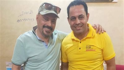 عمرو عبد الجليل يكشف حقيقة صورته مع طبيب الغربية المزيف: كان بيعالج ابني وفشل