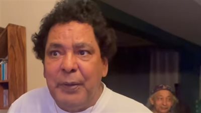 تفاصيل الحالة الصحية لـ الفنان محمد منير