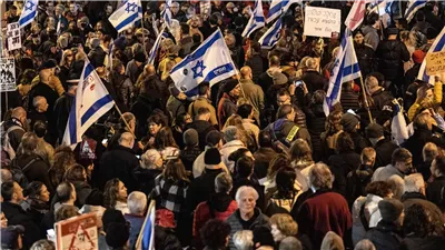دعوات للإضراب الشامل في إسرائيل بعد إقالة وزير الدفاع جالانت