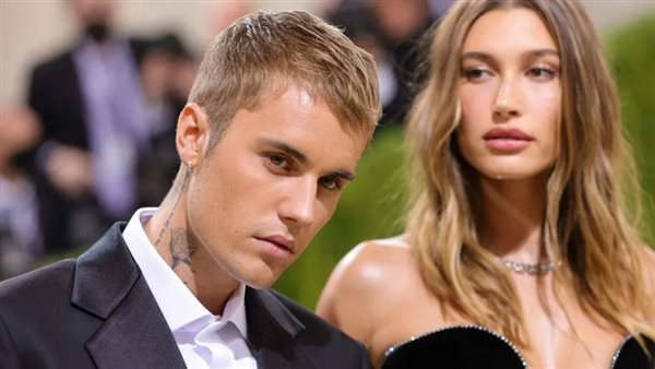 جاستن بيبر وزوجته