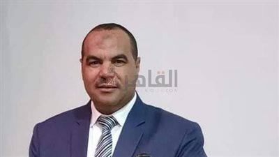 مصرع نائب رئيس مجلس مدينة سنورس أثناء معاينة حادث تصادم طريق الفيوم القاهرة 