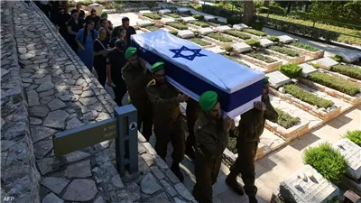  مصرع ضابط وجندي إسرائيليين وارتفاع عدد القتلى إلى 702