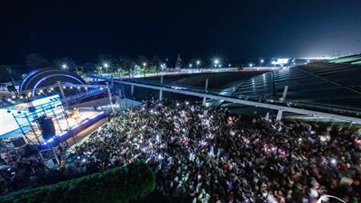 فريق شارموفرز يتألق على المسرح المكشوف بمكتبة الإسكندرية ضمن فعاليات مهرجان الصيف الدولي