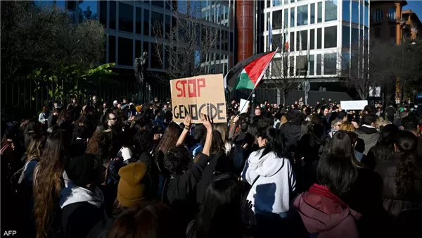 إيطاليا شهدت مظاهرات