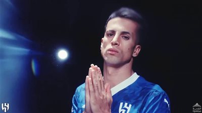 الهلال السعودي يعلن تعاقده مع البرتغالي جواو كانسيلو قادمًا من مانشستر سيتي