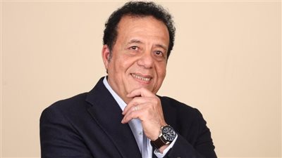 عاطف عبد اللطيف رئيسا للجنة تحكيم الجائزة الخضراء بمهرجان الغردقة لسينما الشباب