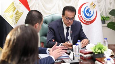 خلال 28 يوما.. وزير الصحة: حملة 100 يوم صحة قدمت 45 مليون خدمة مجانية
