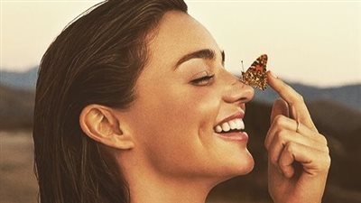 صور بنات كيوت 2025 توحي بالرقة والنعومة.. اختاري صورة العام الجديد