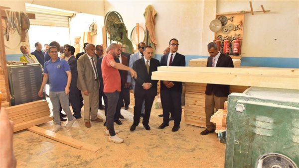 محافظ أسيوط